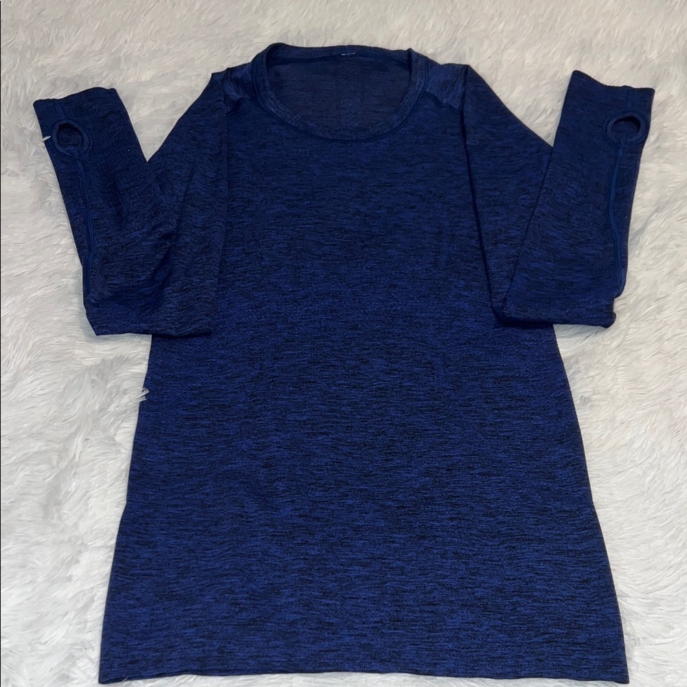 Lululemon long sleeve blue shirt size 4